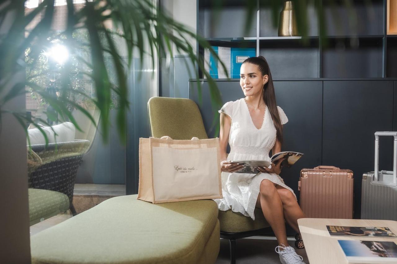 Boutique Hotel Shell بودفا المظهر الخارجي الصورة